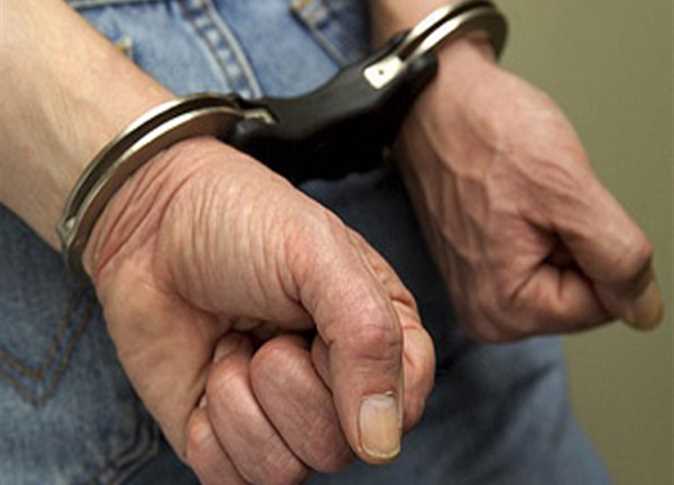 بأسلوب «المفتاح المصطنع».. ضبط شخص وراء سرقات العيادات الطبية في المعادي